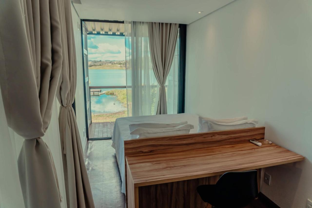 Villa Container Lodge Capitólio المظهر الخارجي الصورة